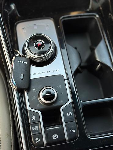 Kia: Kia Sorento: 2022 г., 1.6 л, Гибрид — 4