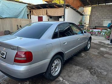 Audi: Audi A4: 2000 г., 1.6 л, Механика, Бензин, Седан — 3