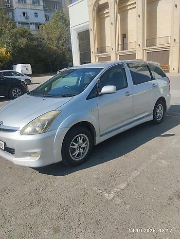Toyota: Toyota WISH: 2003 г., 2 л, Автомат, Бензин, Минивэн — 7