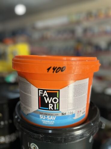 дополнительное освещение: Клей для плитки Favóri Su-Sav Aquablock в оранжевом ведре объемом 3