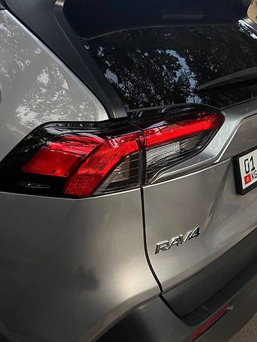 Toyota: Toyota RAV4: 2024 г., 2.5 л, Автомат, Бензин, Кроссовер — 11