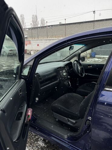 Honda: Honda Stream: 2002 г., 1.7 л, Автомат, Бензин, Минивэн — 8