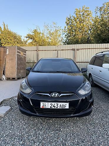 салярись: Hyundai Solaris: 2012 г., 1.4 л, Механика, Бензин, Хэтчбэк — 1