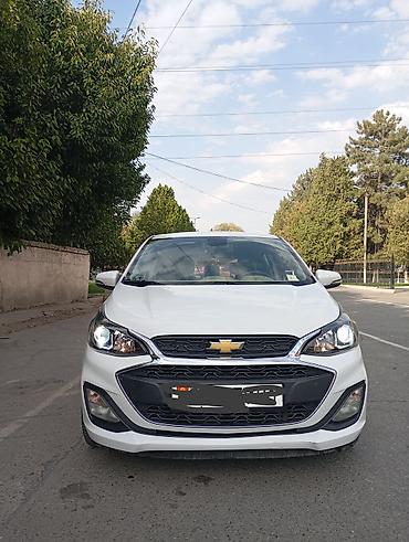 Chevrolet Spark: 2018 г., 1 л, Вариатор, Бензин, Хэтчбэк