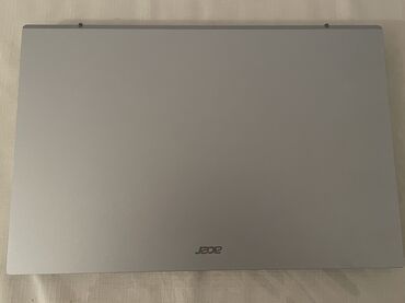 Acer: Intel Core i7, 16 GB, 15.6 "