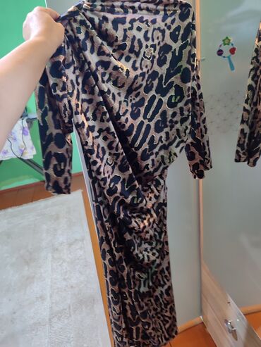 kapsonlu koynekler: Qadın geyimləri dəsti – 3 fərqli don 1) Leopar naxışlı maxi don - at lalafo.az kapsonlu koynekler: Qadın geyimləri dəsti – 3 fərqli don 1) Leopar naxışlı maxi don -