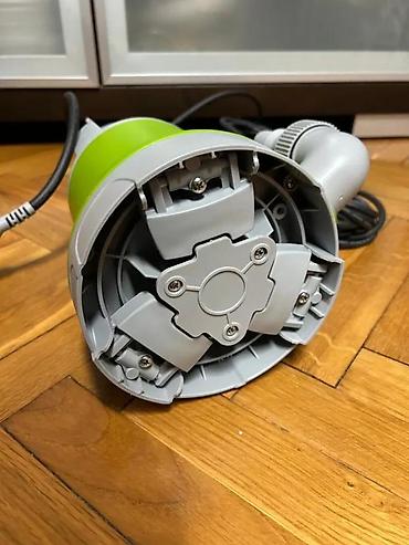 Sredstva za navodnjavanje: Potopna pumpa za vodu sa plovnim prekidačem Opis: - Električna — 6