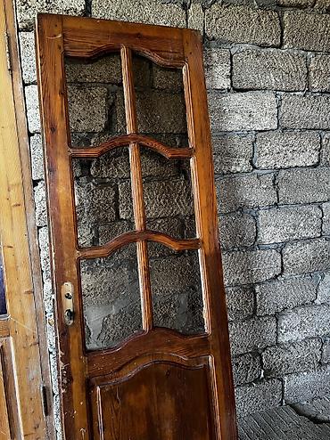 Tullantı qabları: Qapı satılır aşağğ yer yoxduu ünvan mşatağa 3dənədii qapıı — 1