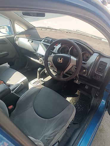 на фита: Honda Fit: 2005 г., 1.3 л, Вариатор, Бензин, Хэтчбэк — 10