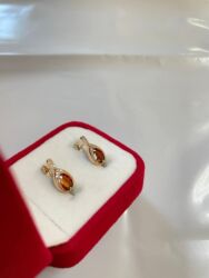 Minđuše: Naslov: Minđuše – 850 din/par Opis: Elegantne minđuše sa crvenim — 11