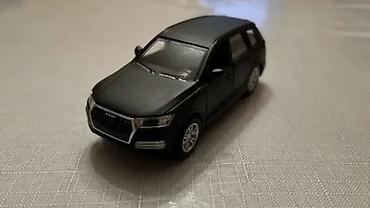 şaxta baba oyuncagi: Metal model avtomobil – qara rəngli SUV tipli miniatür - Korpus — 1