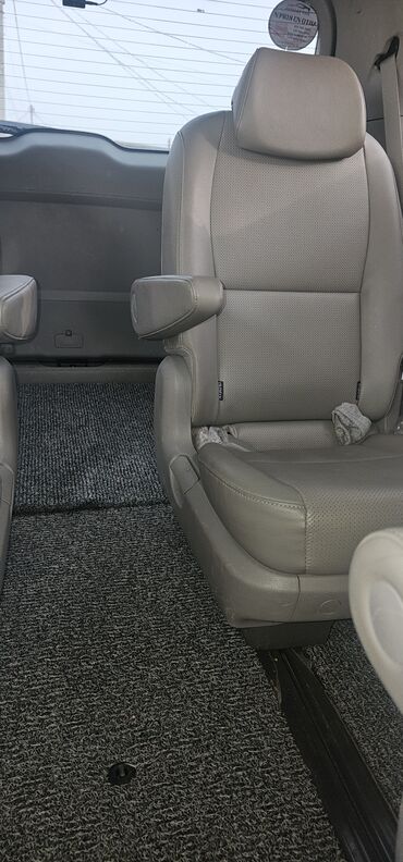 Kia: Kia Carnival: 2019 г., 2.2 л, Автомат, Дизель, Минивэн — 6