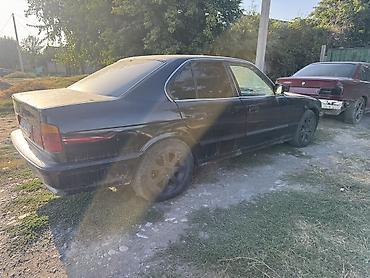 mers c class: BMW 5 series: 1991 г., 3 л, Механика, Бензин, Седан — 5