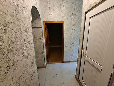 neftcalada ev satisi: Bakı, 3 otaqlı, Köhnə tikili, 75 kv. m — 7