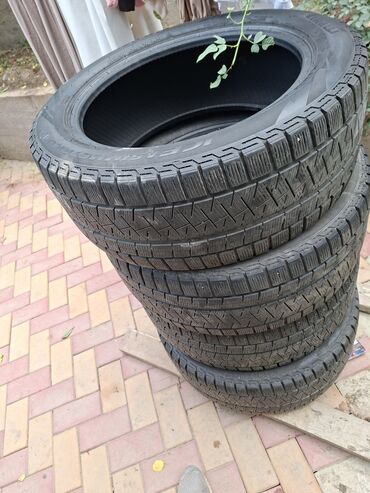 Шины: Шины 235 / 50 / R 18, Зима, Комплект, Легковые, Nokian