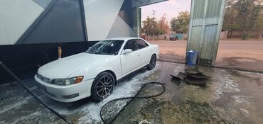 Toyota: Toyota Mark II: 1993 г., 2 л, Автомат, Бензин, Седан