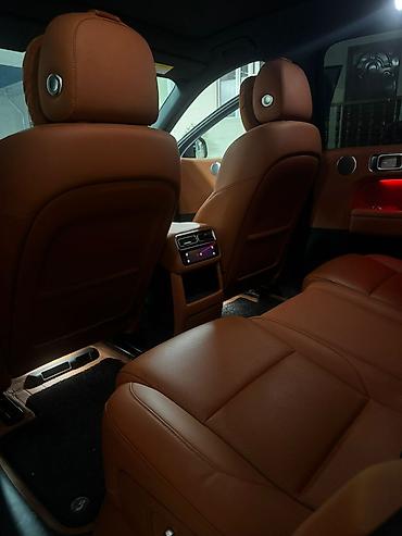 360: Lixiang L6: 2024 г., 1.5 л, Автомат, Бензин, Кроссовер — 5