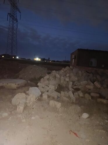 agdas torpaq: 2 sot, Tikinti, Mülkiyyətçi, Müqavilə