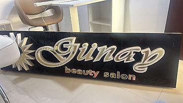 baner reklama: İşıqlı Gunay yazili reklam satilir.Munasib qiymete verecem.Kimin adi — 4