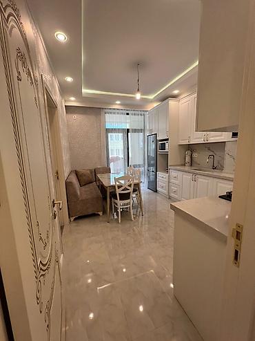 Yeni tikili: 28 May, 4 otaqlı, Yeni tikili, m. 8 Noyabr, 100 kv. m — 5