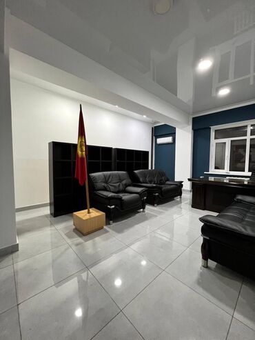 Офисы: Сдаю Офис, 170 м², В частном доме, С отдельной кухней, 1 линия, С отдельным входом at lalafo.kg — 7 Офисы: Сдаю Офис, 170 м², В частном доме, С отдельной кухней, 1 линия, С отдельным входом — 7