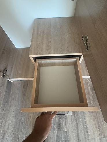 defter: Üç qapılı, güzgülü paltar şkafı - Material: açıq palıd rəngli — 5