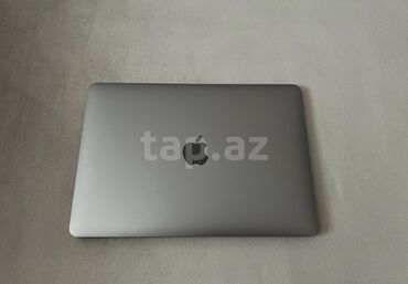 mac bok: Intel Core M, 8 GB