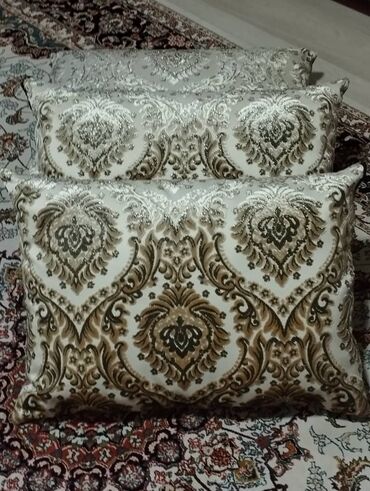 подушки смайлики: Продаю подушки для дивана новый мягкий