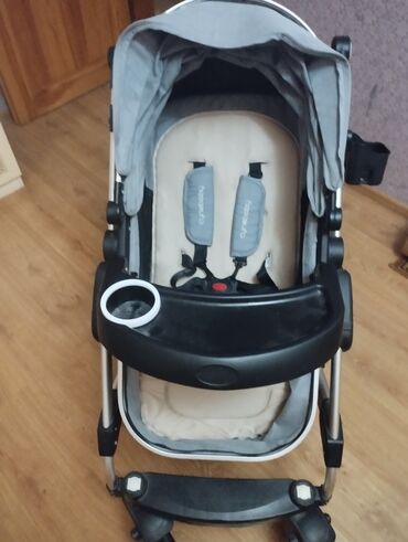 Araba-beşiklər: Çıxarıla bilən beşikli araba, İşlənmiş, Cins: Oğlan — 10