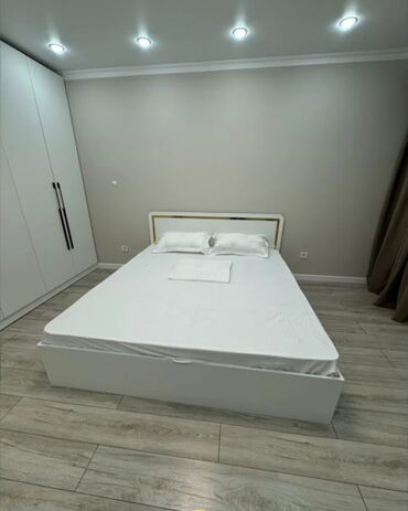 бишкек мейманкана без хозяин: 2 бөлмө, Душ кабинасы, Жаздык, жууркан-төшөк каптары, Кондиционер