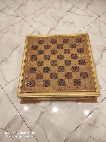 Şahmatlar: Əl işləri şahmat dəsti - Material: tamamilə ağacdan hazırlanmış lövhə — 1