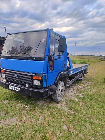 evakuatr: Ford evakuator yük maşını - Marka/model: Ford, evakuator tipli — 1