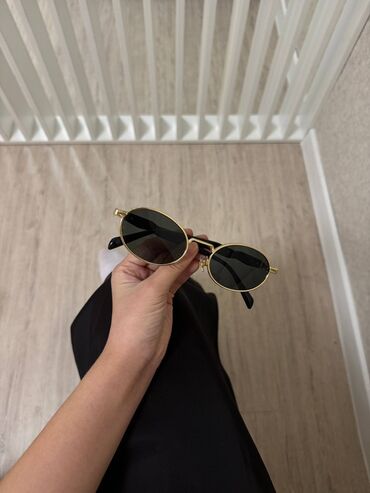 Солнцезащитные очки: Солнцезащитные очки очки, Prada, Унисекс, Круглые, Регулируемые носоупоры — 3