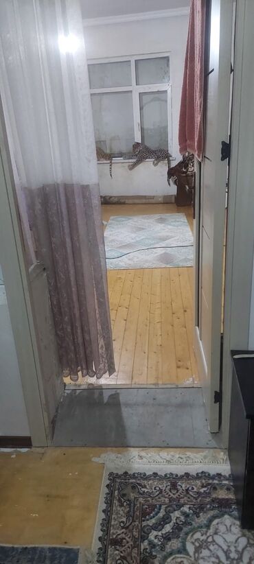 Həyət evləri və villaların satışı: 8-ci kilometr 5 otaqlı, 100 kv. m, Kredit var, Orta təmir — 13