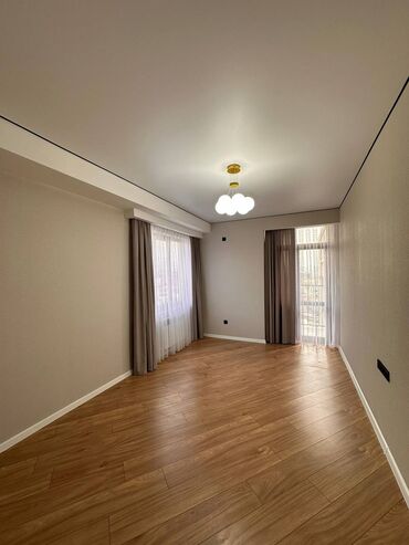 сколько стоит трехкомнатная квартира в бишкеке: 3 комнаты, 96 м², Элитка, 10 этаж, Евроремонт
