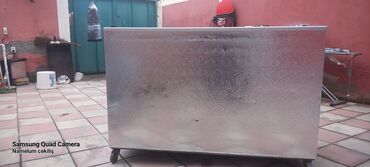 Soyuducu vitrinləri: Mağaza/vitrin soyuducusu və dondurucu Dondurucu (şüşə sürgülü qapaqlı) — 13