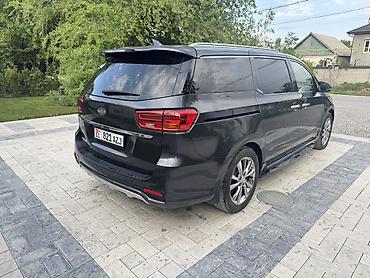 Kia: Kia Carnival: 2019 г., Минивэн — 4