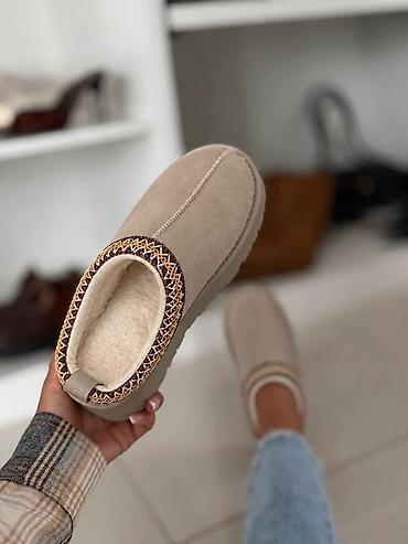 asics papuce: Najudobnije i najtoplije Ugg papuce Brojevi: 36-41 Dostupne boje — 3