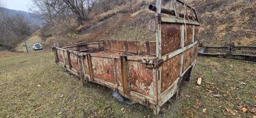 Yük maşınları üçün qoşqular: Bortları açılan kuza. Uzunluğu 4,3 m Eni 2,5 m Tam dəmir kuza — 5