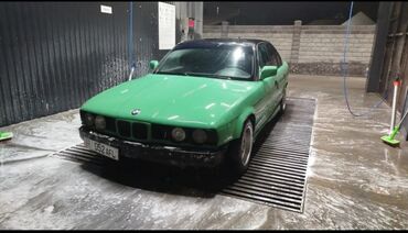 BMW: BMW 5 series: 1992 г., 0.2 л, Механика, Бензин, Седан