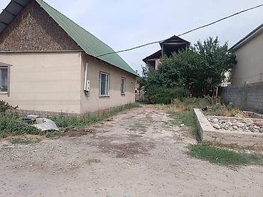 осень срочно: Продается участок с домом в районе Ак Ордо 1. Размер участка 4 сотки — 4