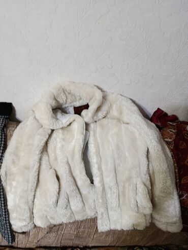 ресторация одежды: Шуба, Кыска модель, 2XL (EU 44)