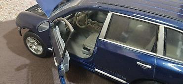 inmotion v8: Porsche Cayenne S – Maisto 1:18 die-cast model - Brend/model: Maisto — 5