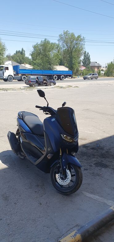 электро мотороллер с кузовом: Скутер Yamaha, 150 куб. см, Бензин, Жаңы