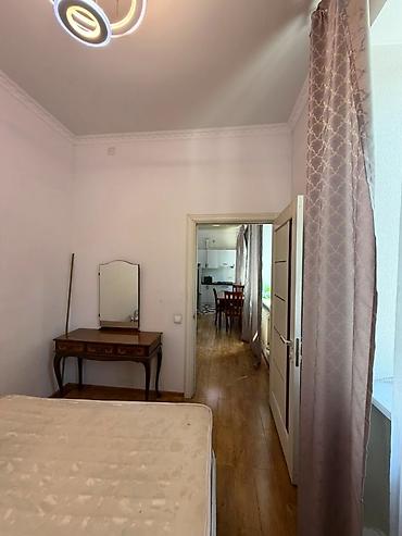 ленинский дома: 1 комната, 45 м², Золотой квадрат Сталинка, 2 этаж, Косметический ремонт — 2