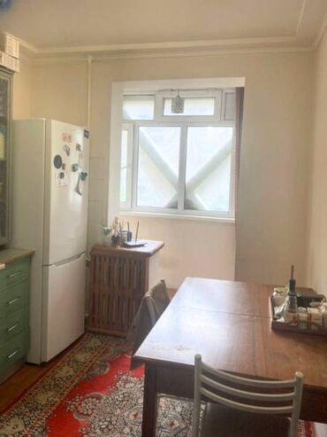 2 комнатные квартиры в бишкеке продажа: 2 комнаты, 65 м², Индивидуалка, 2 этаж, Косметический ремонт