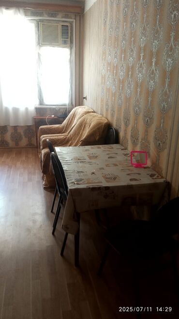 Uzunmüddətli kirayə mənzillər: Сдаётся в аренду семье. Рядом с метро Аджеми. На долгий срок. 1 этаж — 11