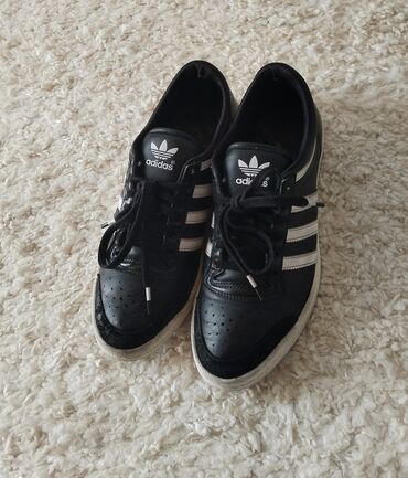 Women's Sneakers and athletic shoes: Adidas, 38, bоја - Crna — 2