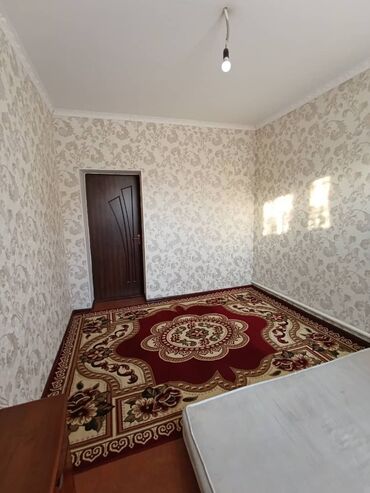 снять дом в бишкуле на длительный срок: 60 м², 3 комнаты, Утепленный, Забор, огорожен