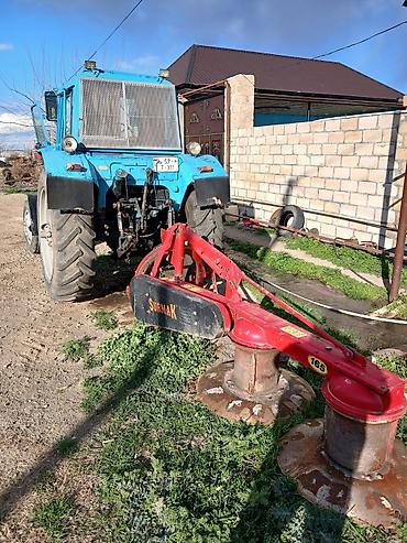 masin ucun soyuducu: MTZ tipli mavi traktor və ot biçmə/ot yığma avadanlıqları hamısı — 2